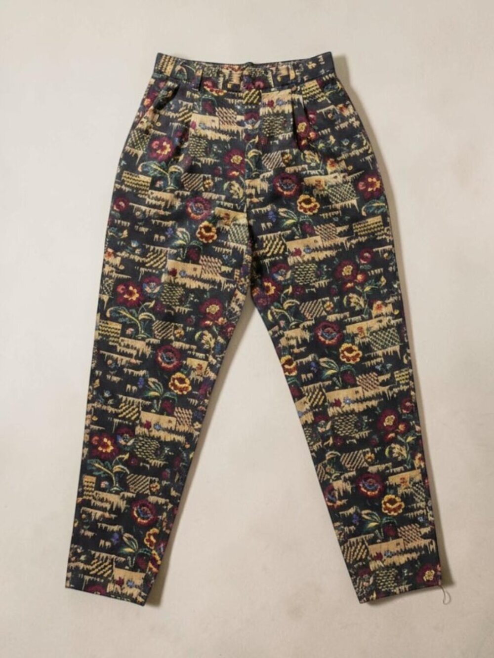 Vintage 80s Floral Tapestry High-Rise Pleated Tapered Pants Jos A Bank Womens 2